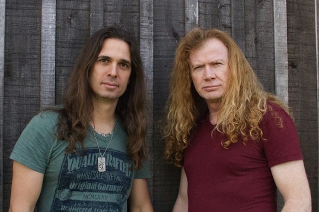 MEGADETH ANNOUNCES KIKO LOUREIRO AS THEIR NEW GUITAR PLAYER | Eddie Trunk