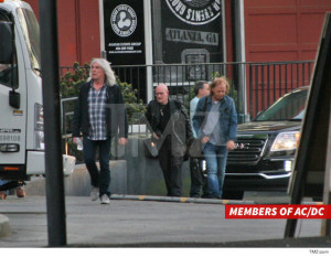 axl-rose-acdc-tmz-2-640