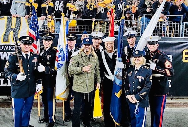 Steelers Salute to Service game honors military